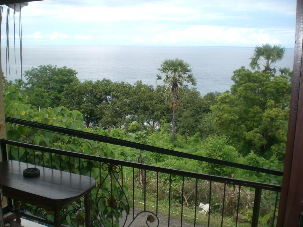 Sri Homestay Amed Zimmer foto